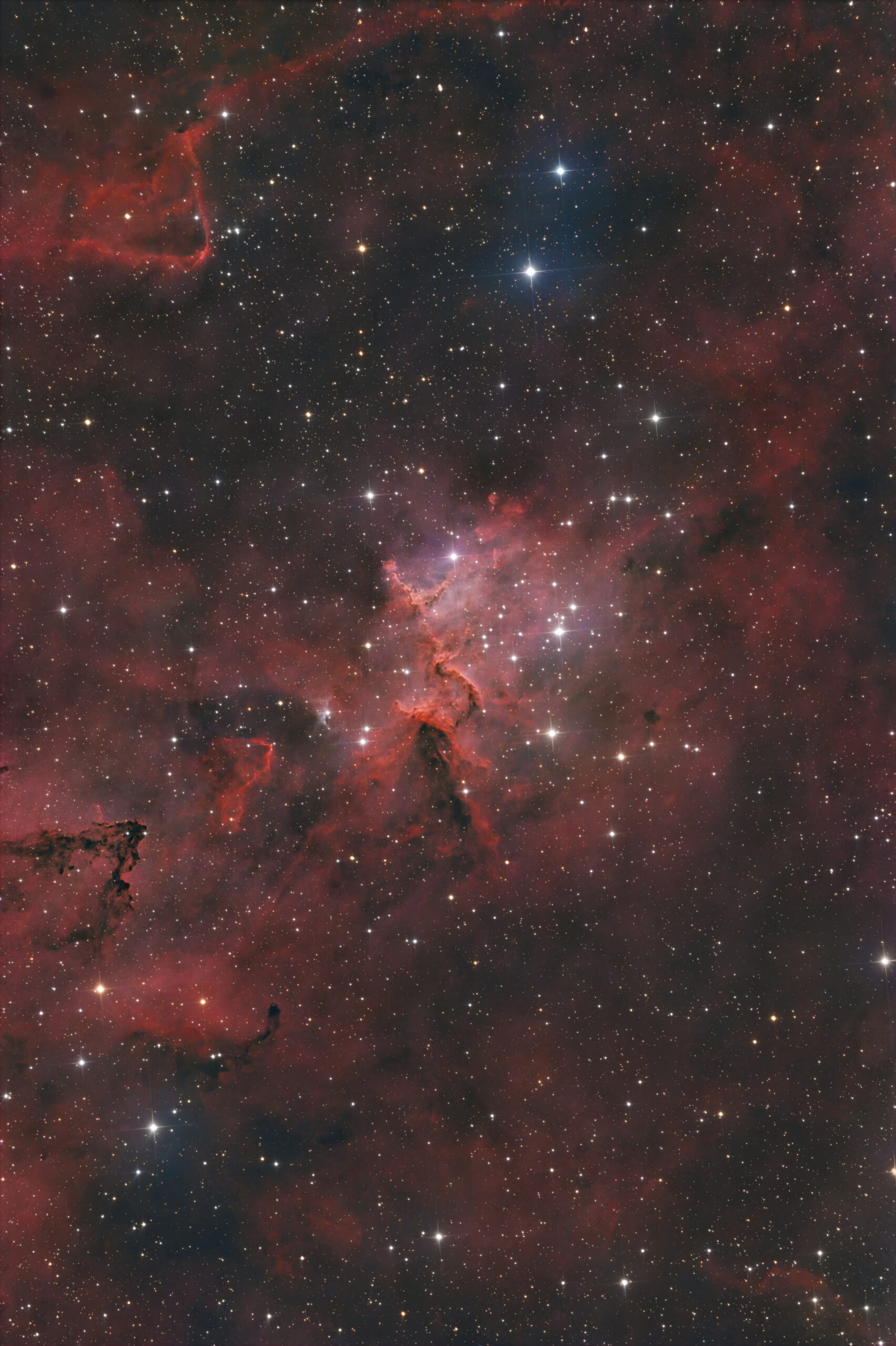 The Heart Nebula – A Cosmic Sculpture of Gas and Stars-lindicastrophotography